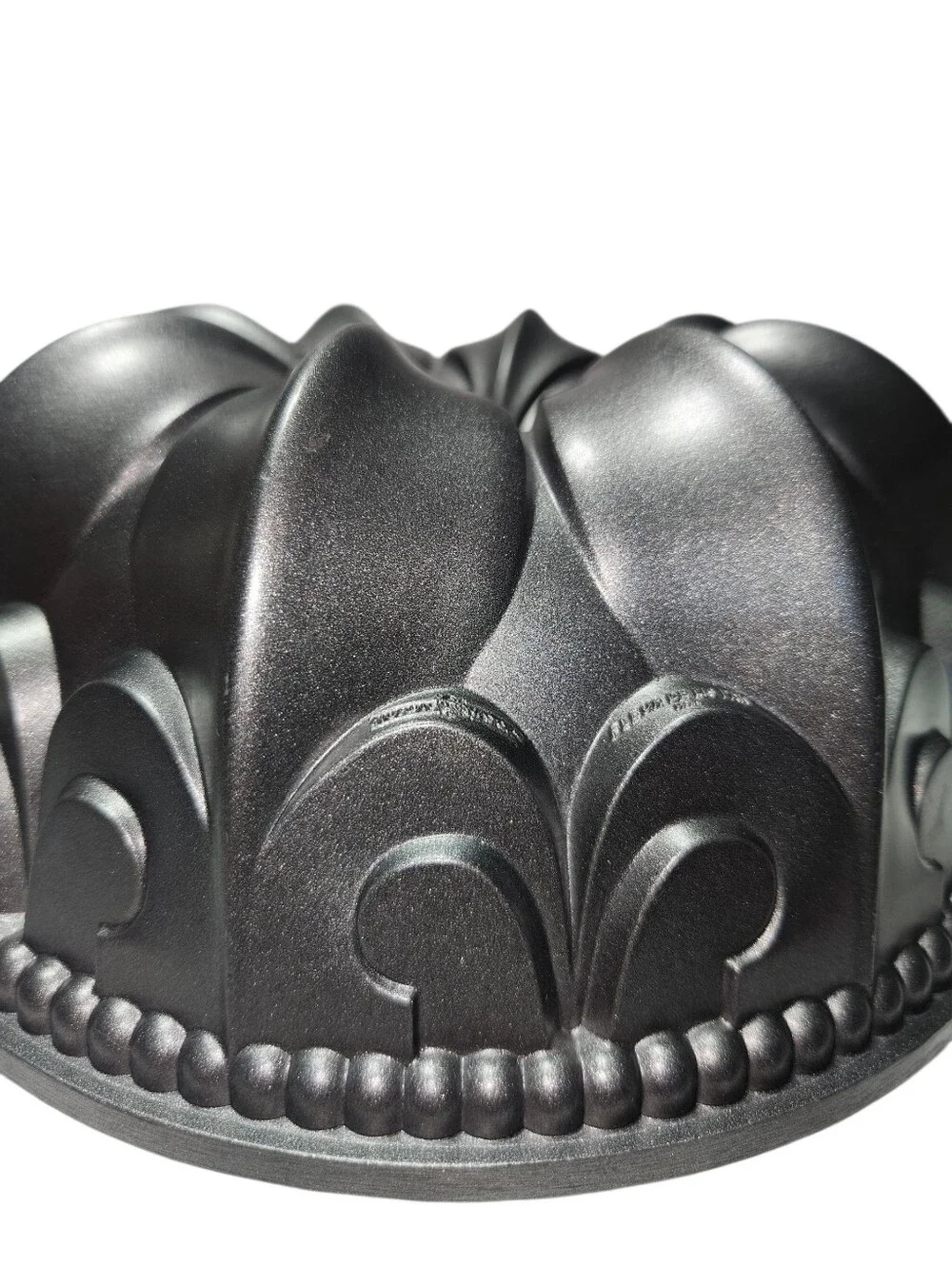 Nordic Ware 10 Cup Fleur De Lis Bundt Cake Baking Pan Non-Stick USA EUC